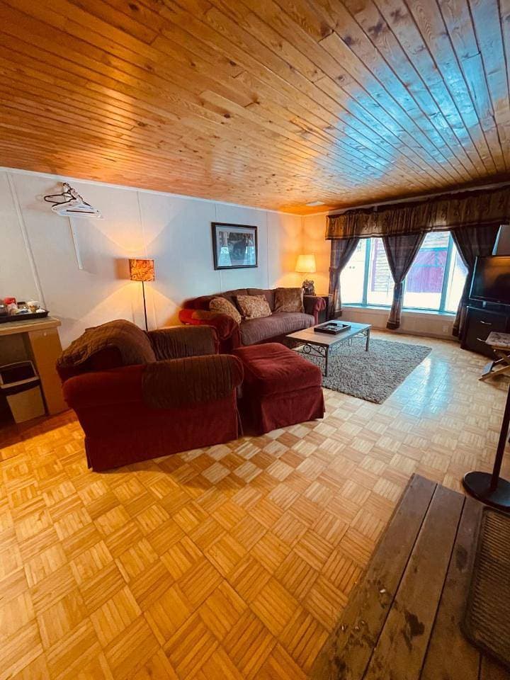 Foto 11 von 16: Family Cottage (1 queen, 3 twin, 1 cot)