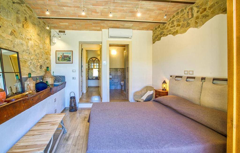 Foto 5 von 57: Three-Bedroom House