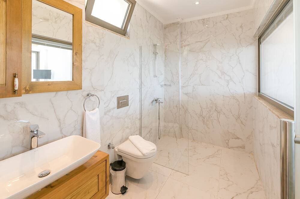 Foto 4 von 23: Abgelegene romantische Flucht mit Meerblick • En-Suite • Jacuzzi • Privater Pool