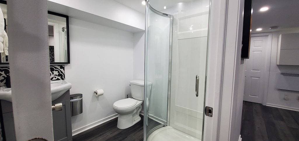 Foto 5 von 19: One bedroom apartment in Toronto's Hip Hotspot
