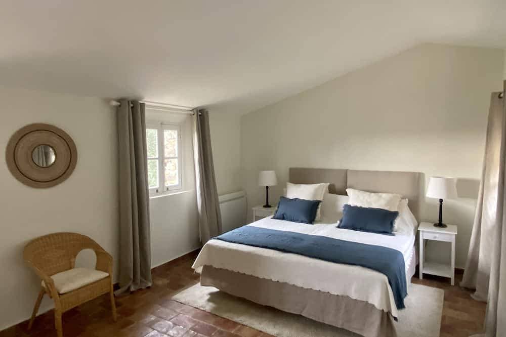 Foto 3 von 30: Charming stone house 20 min from St-Tropez