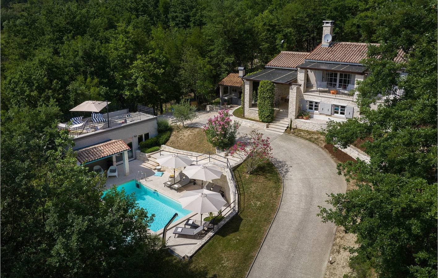 Foto 5 von 57: Charmante Unterkunft, 2 km von Pićan entfernt: 120 m² große Ferienwohnung mit Pool und WLAN