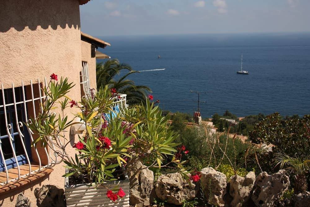 Villa mit atemberaubendem Meerblick 1