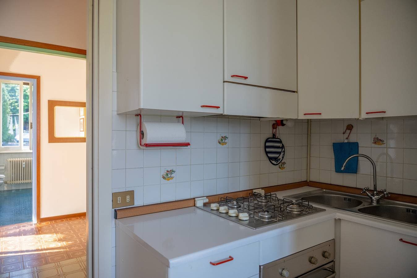 Foto 10 von 10: Ferienwohnung 'Verbania Panorama Lago' mit Blick auf den See und Balkon
