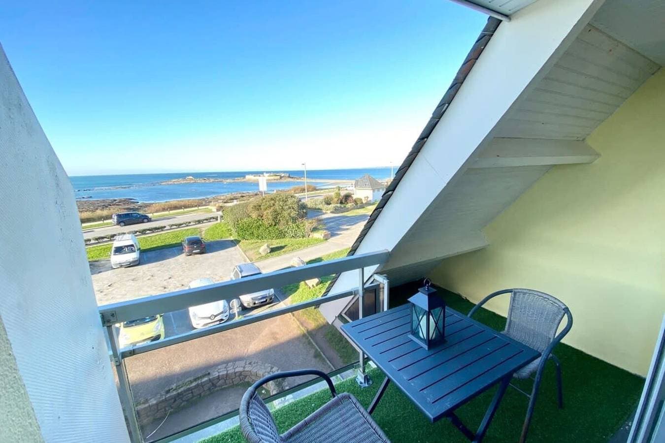 Foto 4 von 28: Ferienwohnung für 4 Personen mit Terrasse