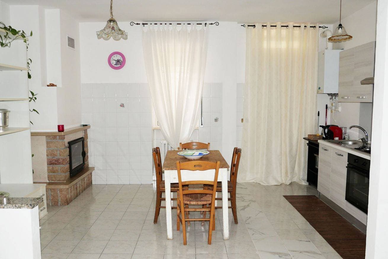 Foto 6 von 49: Ferienwohnung für 4 Personen mit Garten