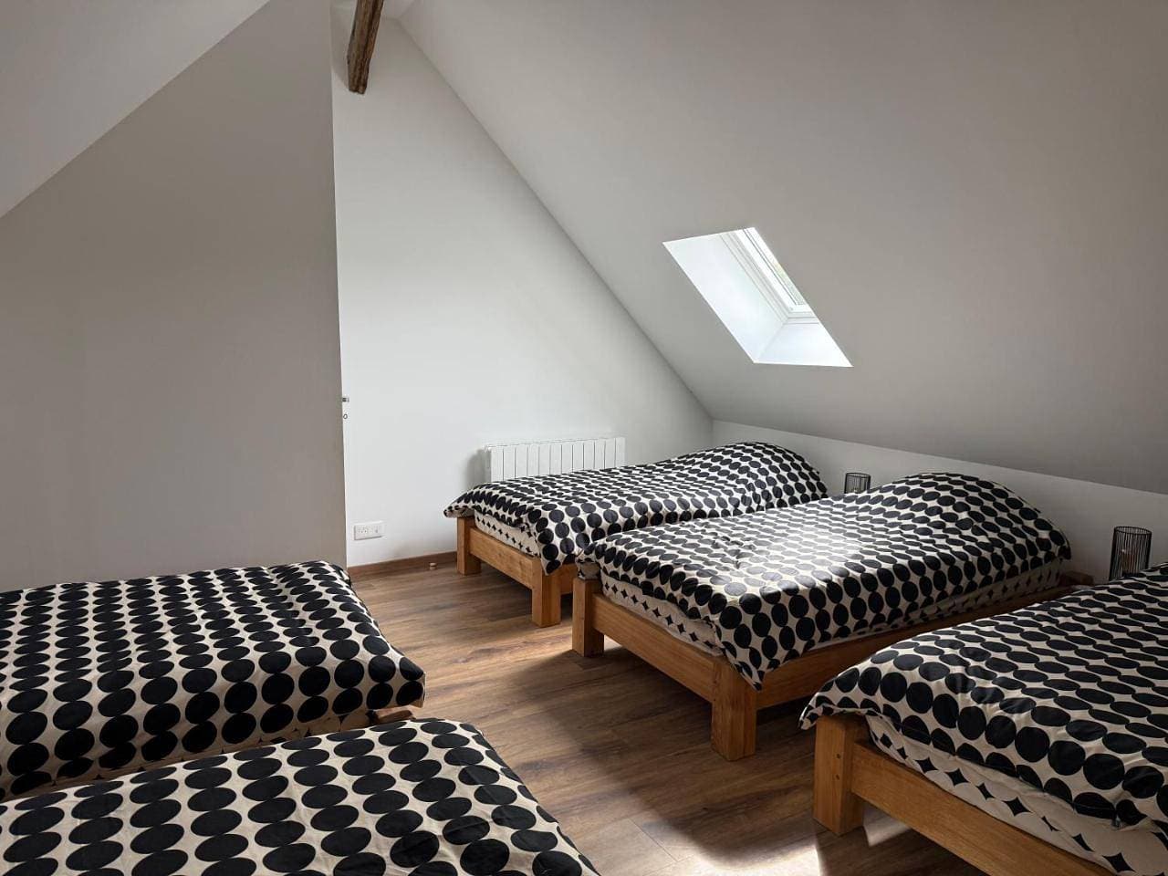 Foto 9 von 28: Three-Bedroom House