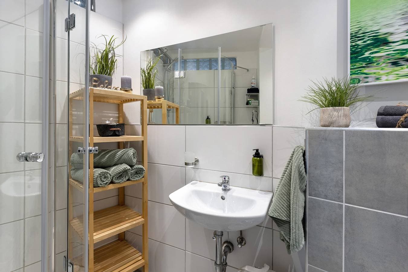 Foto 9 von 22: Ferienwohnung 'Am Hohentwiel' mit Bergblick, privater Terrasse und WLAN