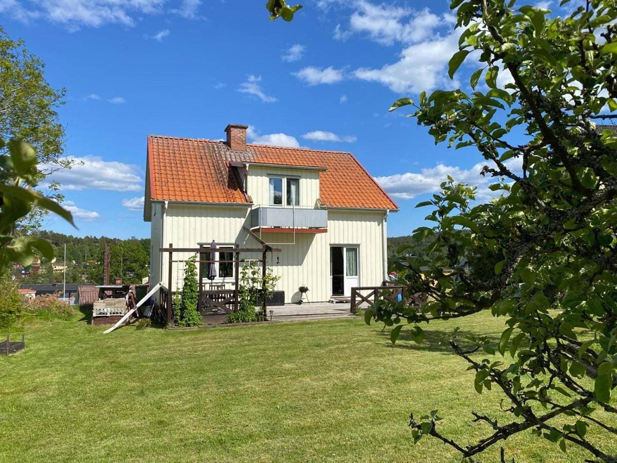 Ella's House - Central Bengtsfors Stay 1