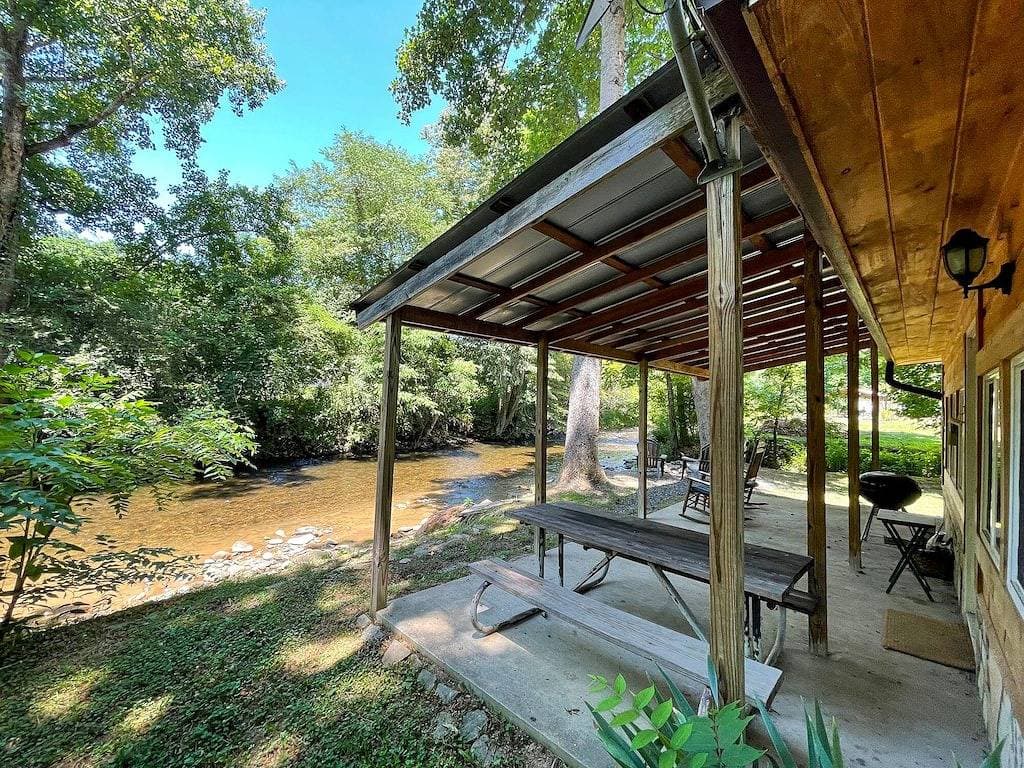 Deep Creek Cabin weniger als fünf Minuten Fahrt in die Innenstadt von Bryson City! 1