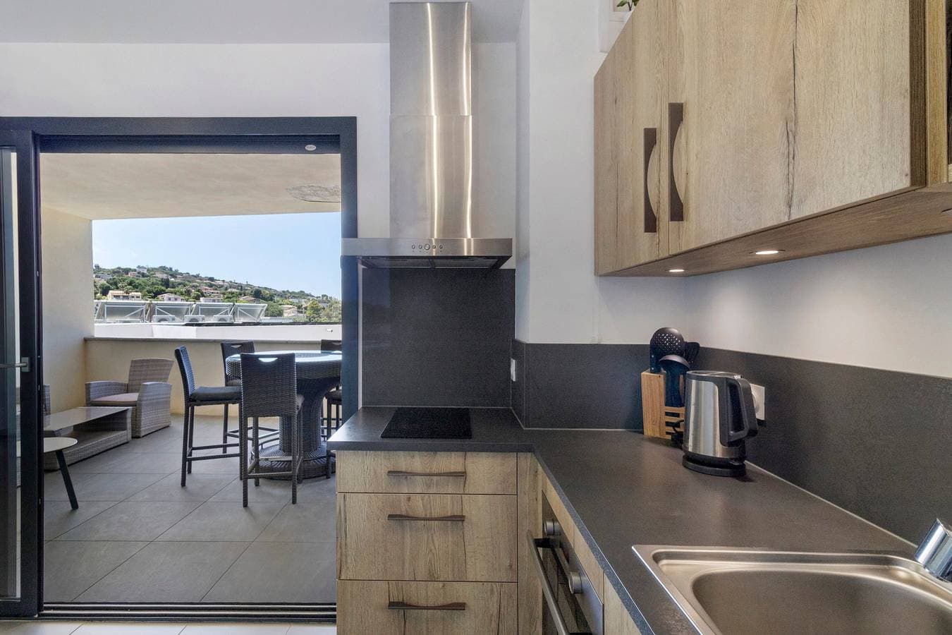 Foto 5 von 20: Apartment 'Chez Valérie' mit Meerblick, Balkon und Klimaanlage