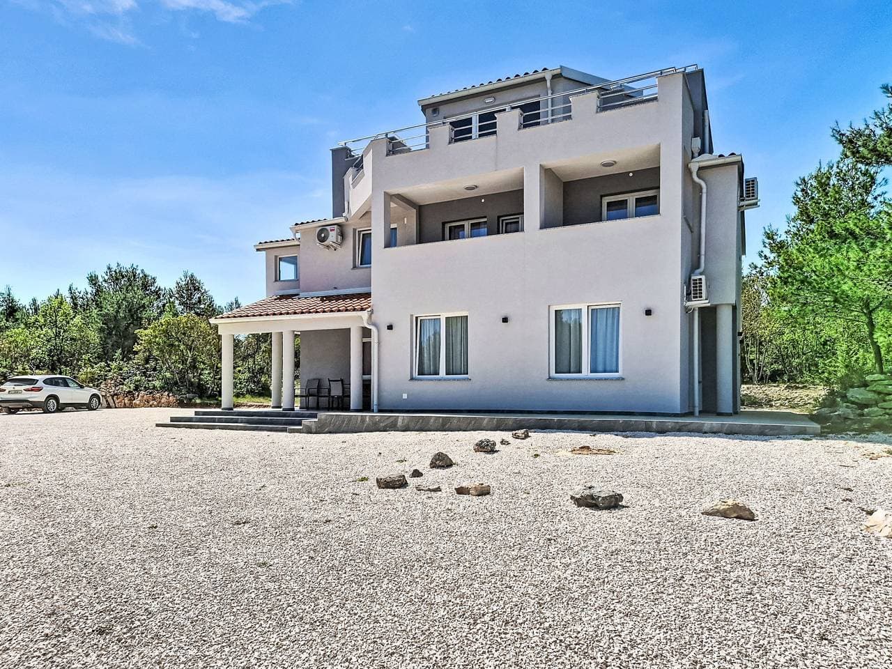 Pridraga 35 km von Zadar: Mehrfamilienhaus Noan 1