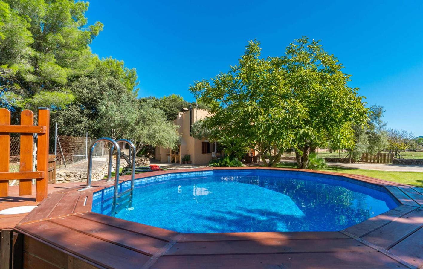 Foto 13 von 36: Sonniges Ferienapartment mit Pool & Küche!