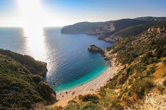 Foto 3 von 20: Kirki's Cozy Getaway - Paxoi Getaway w/ Jacuzzi