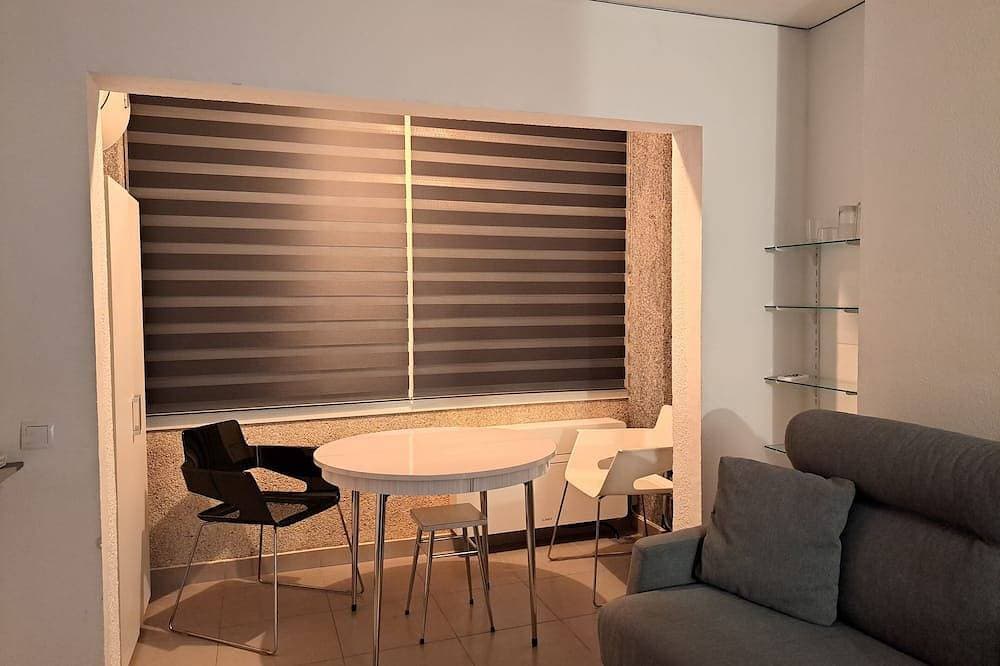 Foto 7 von 16: Comfortable flat in EmpuriaBrava by the strand with a stunning view on the bay.