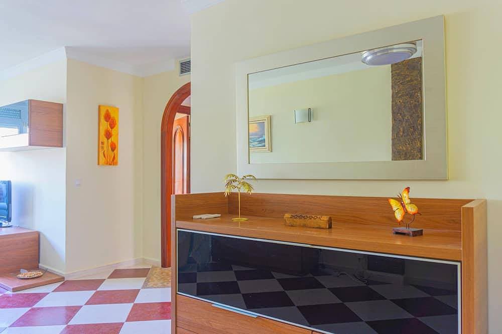 Foto 12 von 30: Guadalmar House by Residea