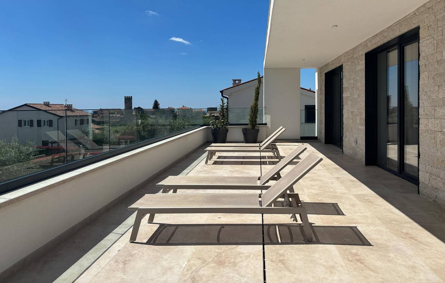 Foto 12 von 25: Gemütliches Apartment mit Meerblick, Pool, WLAN und Parkplatz – 2 km vom Stadtzentrum von Heraklion entfernt
