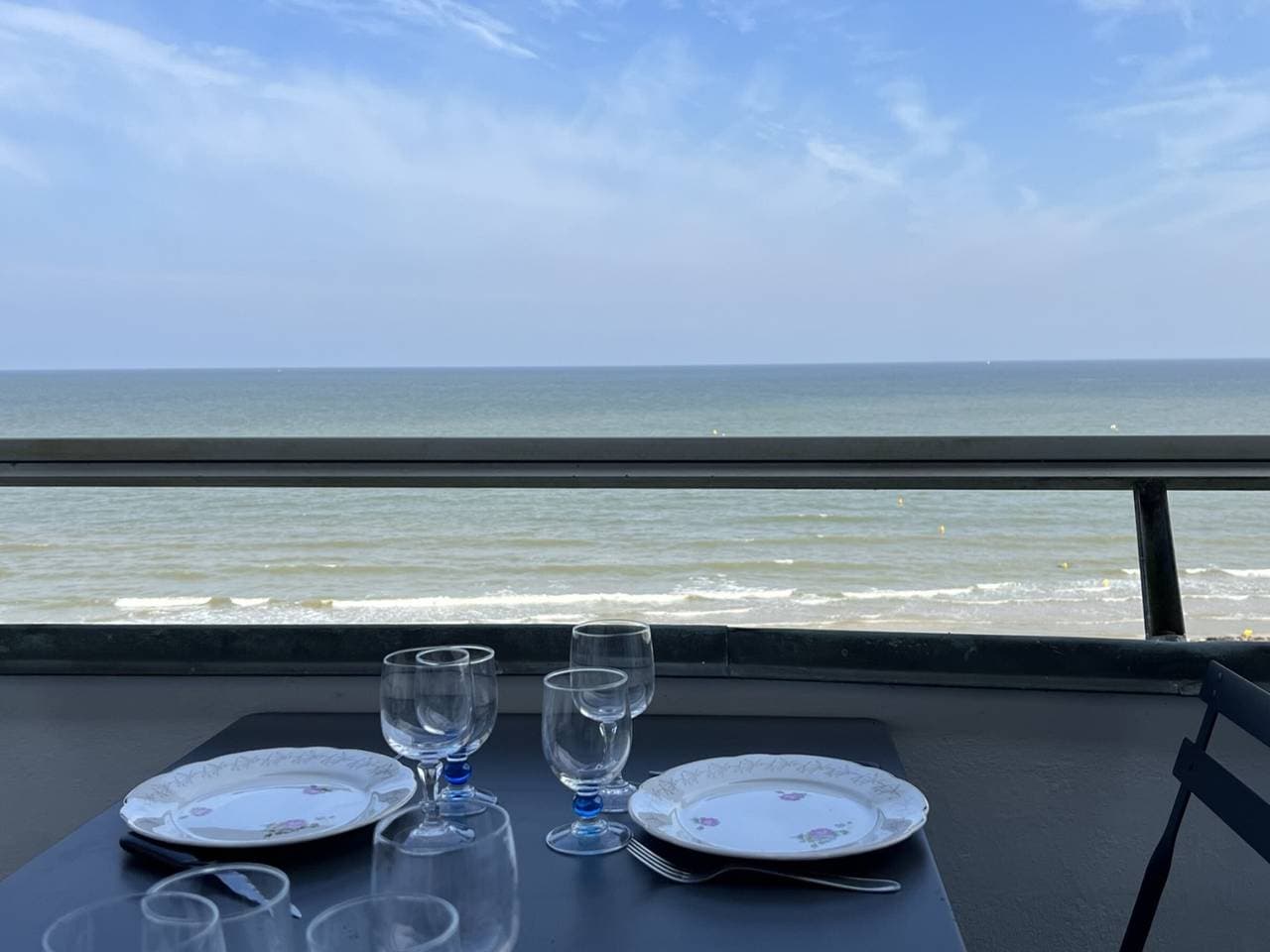 Foto 12 von 16: Studio mit Kabine und Parkplatz nahe am Strand