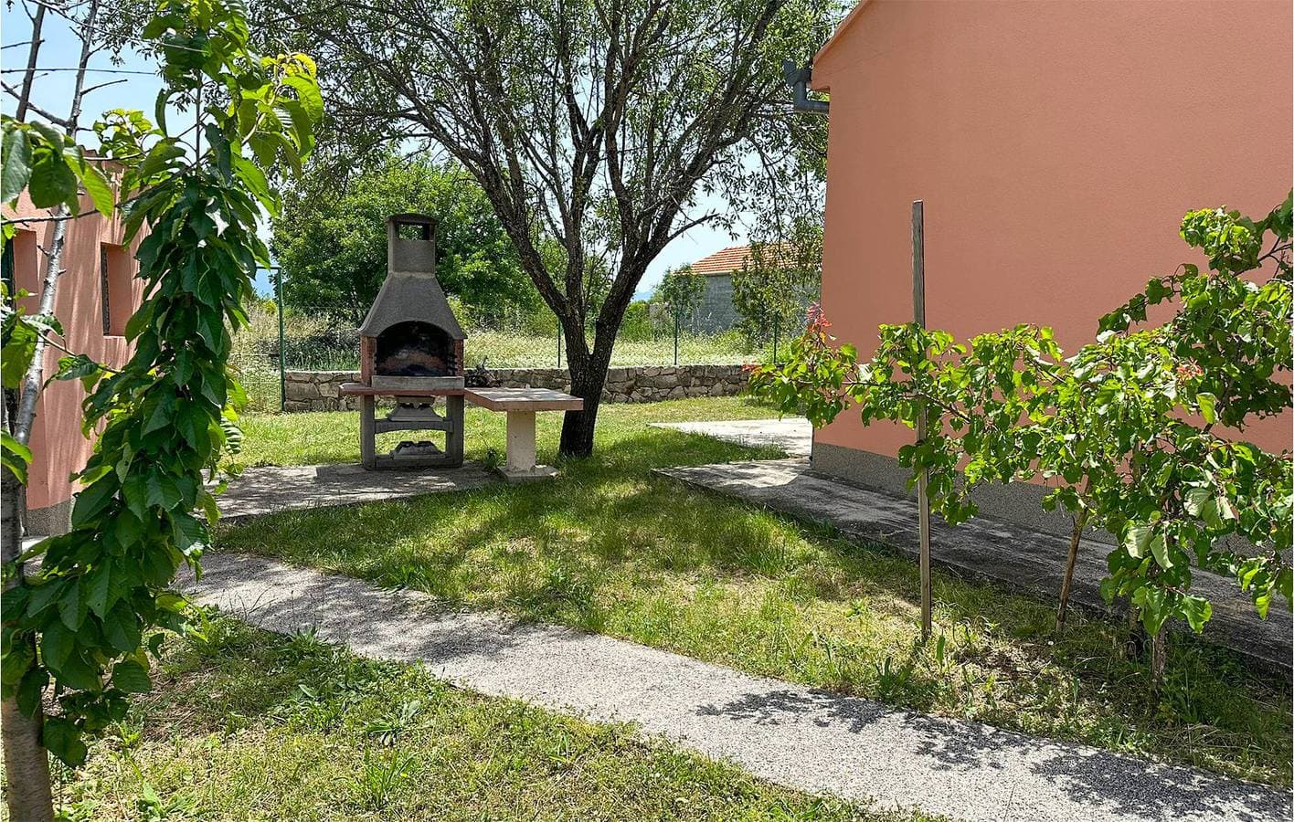 Foto 8 von 22: Gemütliche Ferienwohnung mit Terrasse, Küche, WLAN und Parkplatz