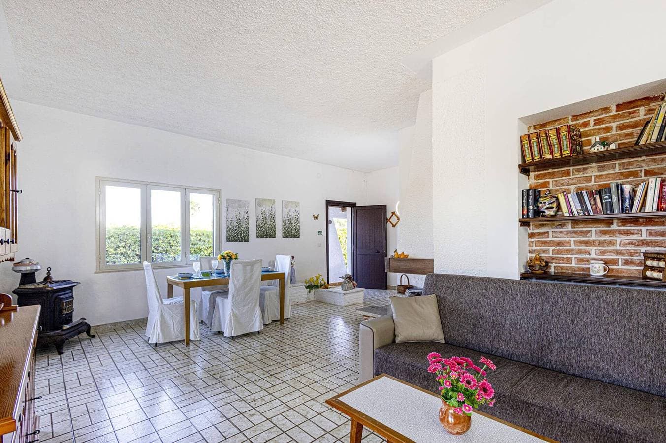 Foto 5 von 24: Villa für 4 Personen mit Garten