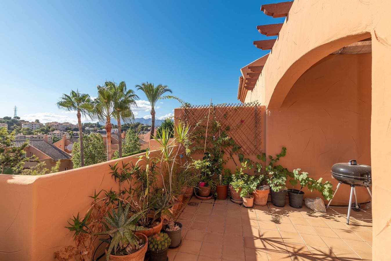 Foto 4 von 28: 'Marbella Penthouse Apartment' mit Meerblick, Pool, WLAN, Garten & Terrasse