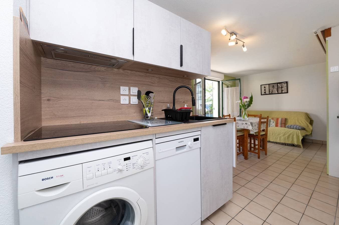 Foto 8 von 23: Ferienhaus „La Maison Du Haut Pouldu“: Meerblick, Gemeinschaftspool, private Terrasse