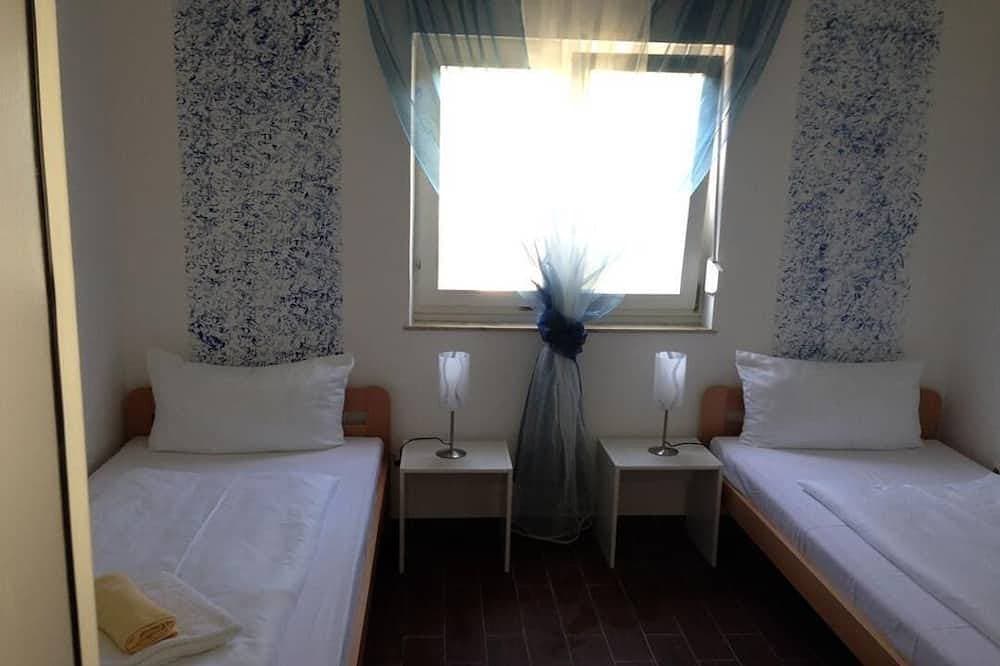 Foto 7 von 30: Residenz Beni 5 mit großem beheizten Pool
