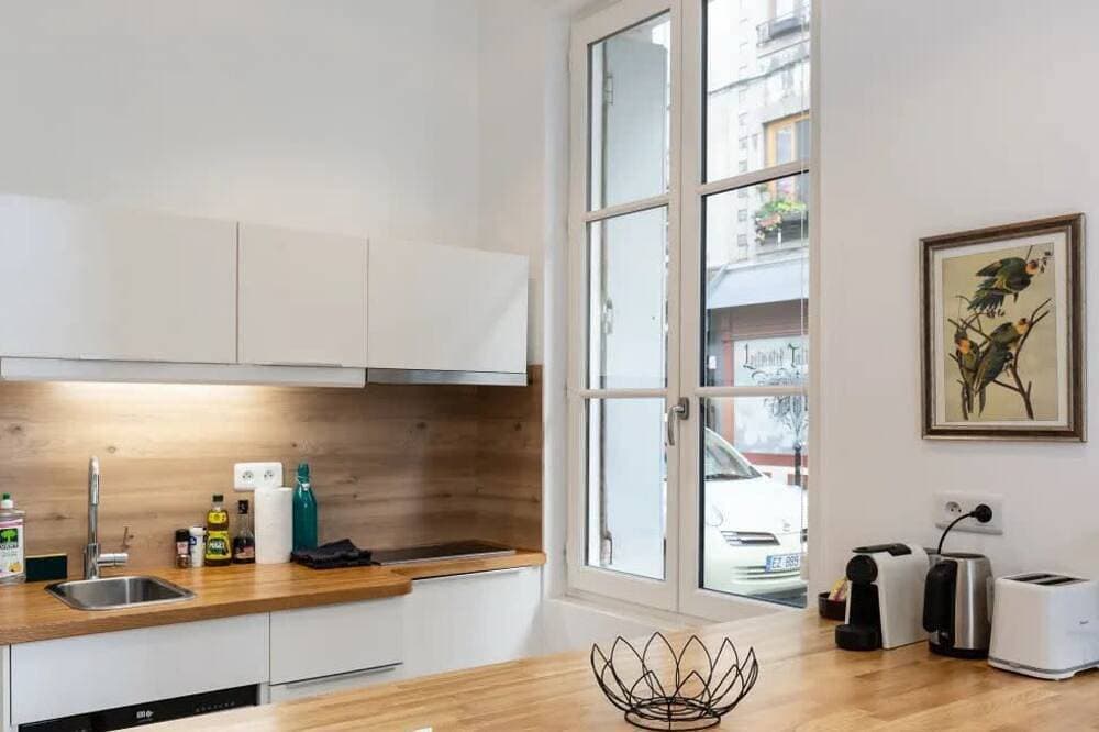 Foto 10 von 16: Studio Quélin 1 | Privater Garten & Terrasse | Stadtzentrum | 2 Personen