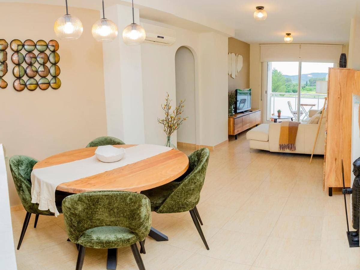 Foto 4 von 35: Apartment with Pool View