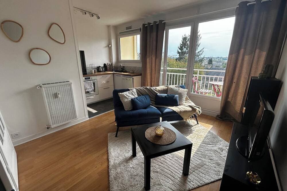 Foto 8 von 15: \"Bellevue - 35 m2 - parking - 10 min downtown - Normandy - Saint Lô