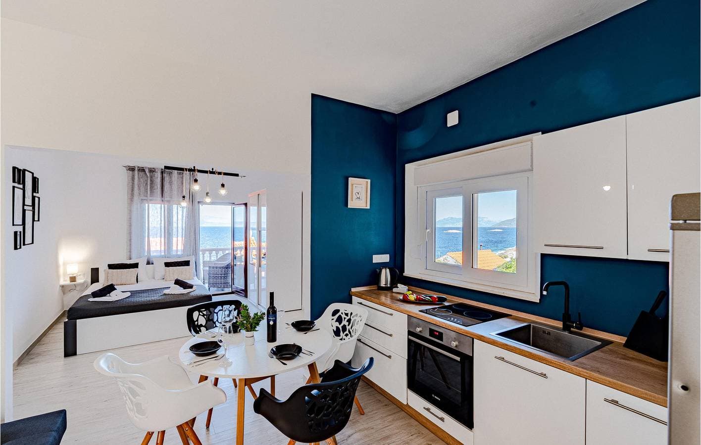 Foto 8 von 18: Wohnung am Meer mit Terrasse, Küche und WLAN – 1,5 km bis zur Küste