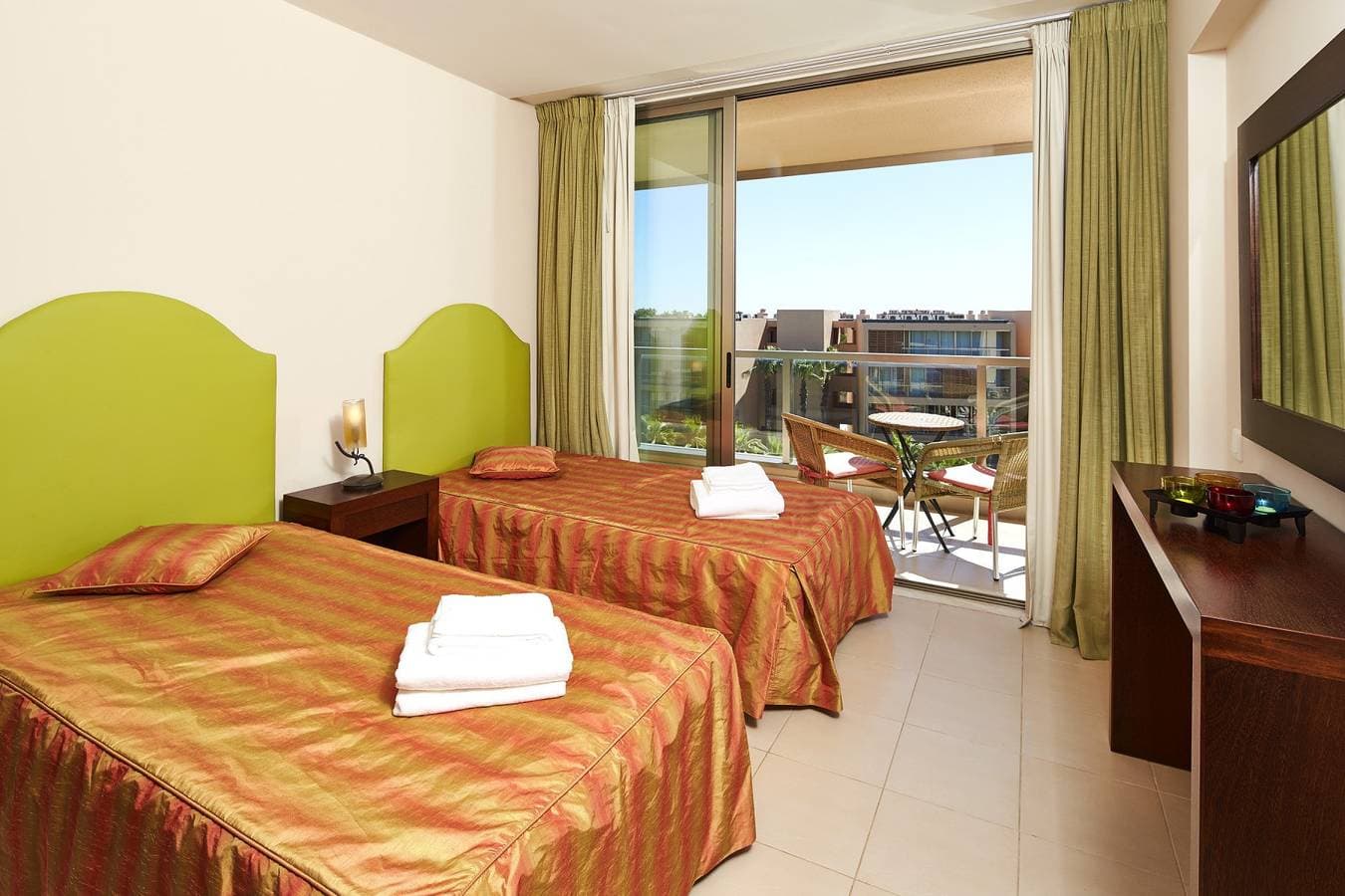Foto 7 von 7: Ferienwohnung für 4 Personen mit Kinderpool