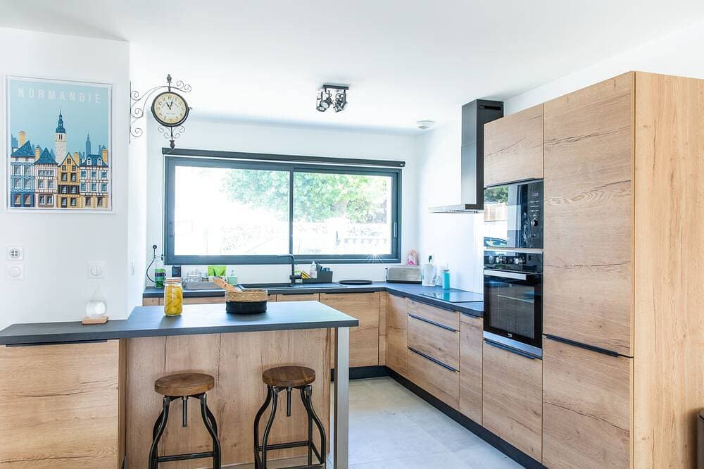 Foto 13 von 23: Les Embruns - Comfortable new house 2 minutes walk from the beach
