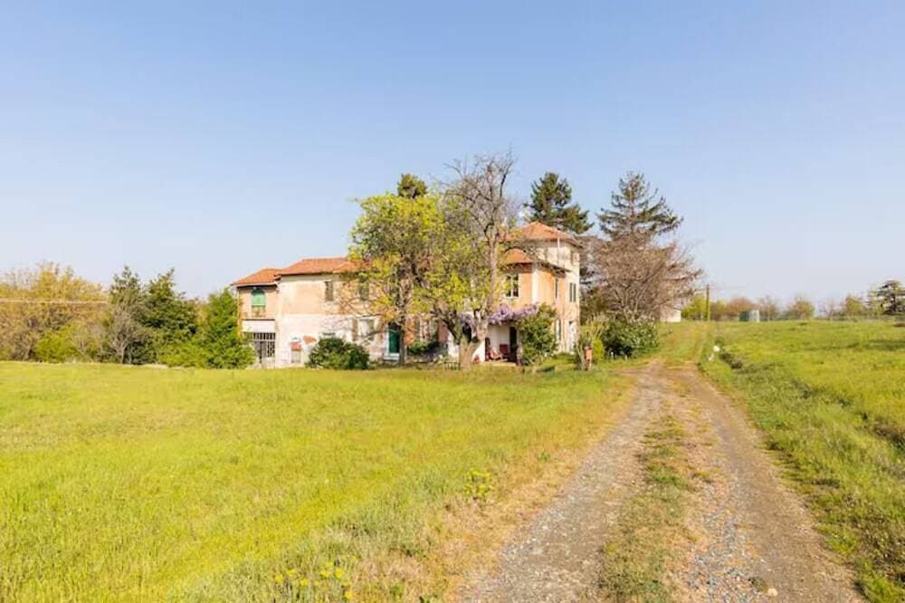 Foto 11 von 30: Cascina Baracico, Circondati Dalla Natura