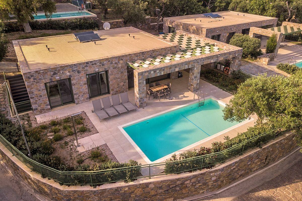 Villa 1
