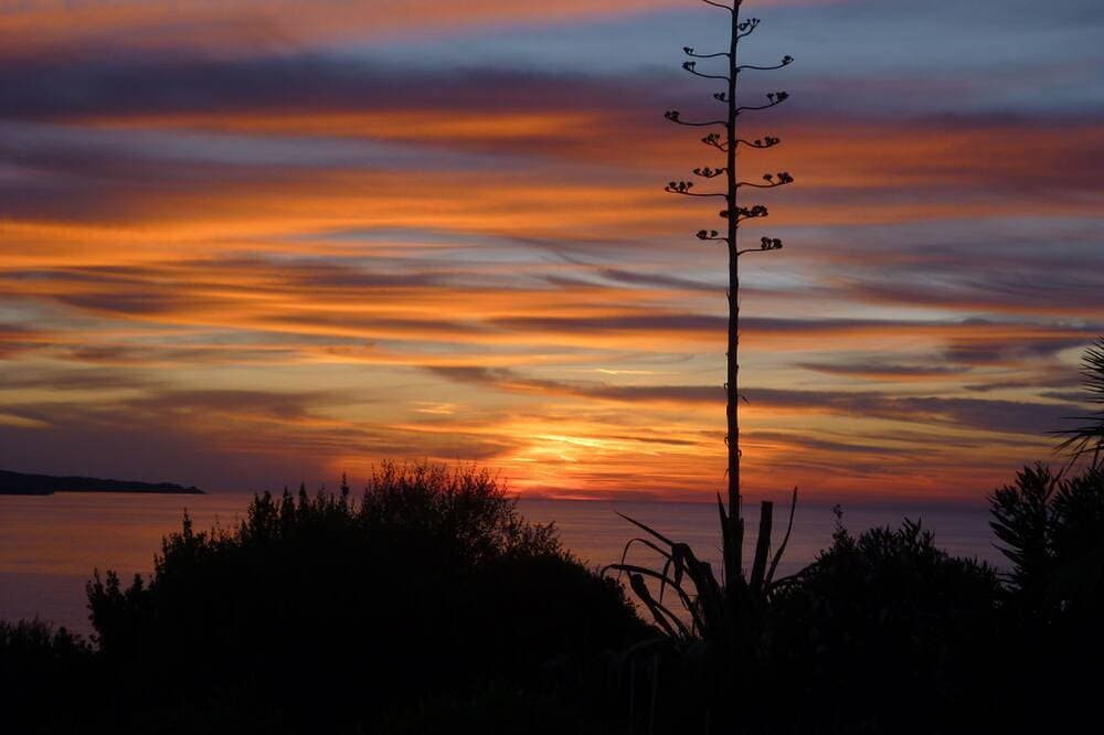 Foto 11 von 15: F3 duplex with loggia beach 3 min walk, panoramic sunset view