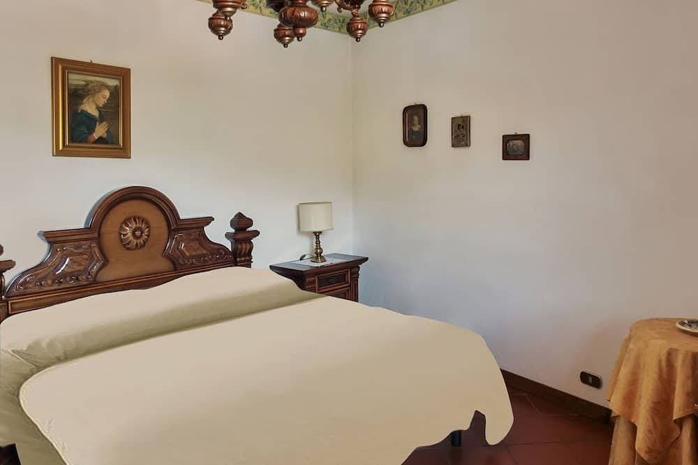 Foto 4 von 30: Villa Piazza, privater solarbeheizter Pool, zu Fuß zu allen Einrichtungen! Wifi