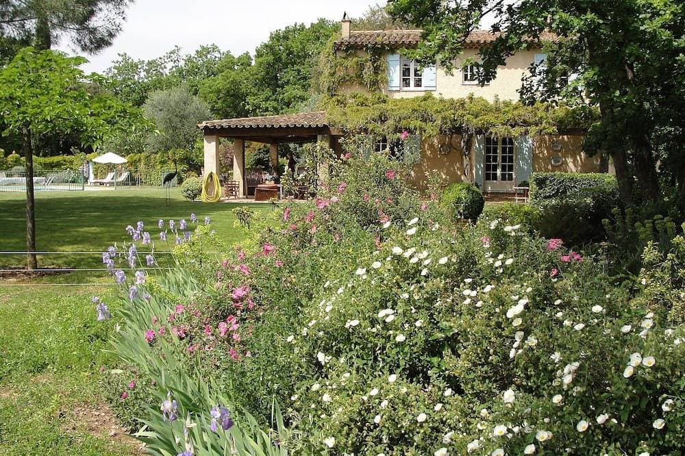 Foto 10 von 23: Landhaus in Weingärten nahe St Tropez. Verfügbarkeit im schönen Juni 2009!