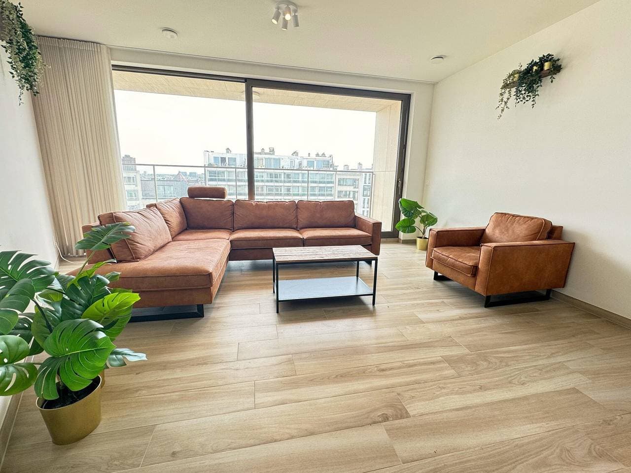 Foto 3 von 25: Familienapartment am Opernplatz für 10 Gäste