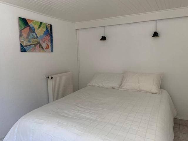 Foto 2 von 6: Double Room with Private Bathroom