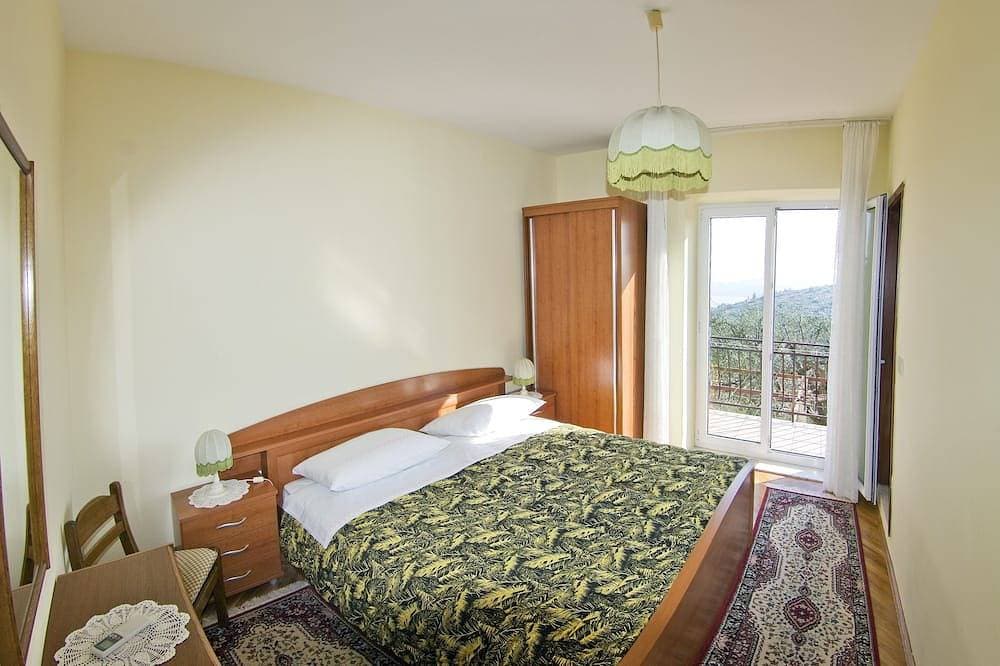 Foto 6 von 15: Guesthouse Moretic - Doppelzimmer mit Gartenblick 1