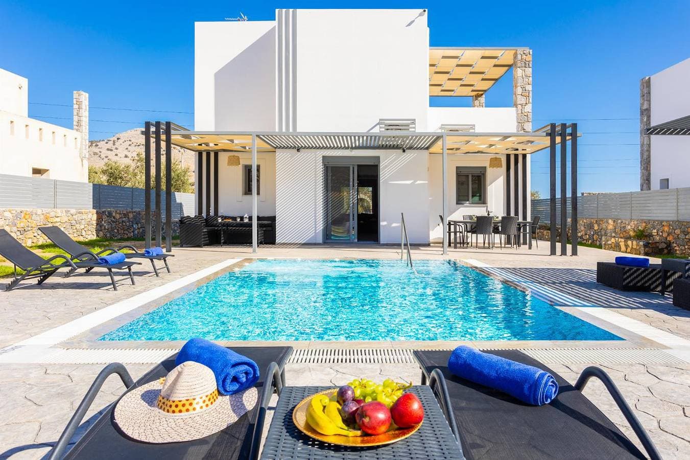 Foto 3 von 30: Villa für 7 Personen mit Balkon