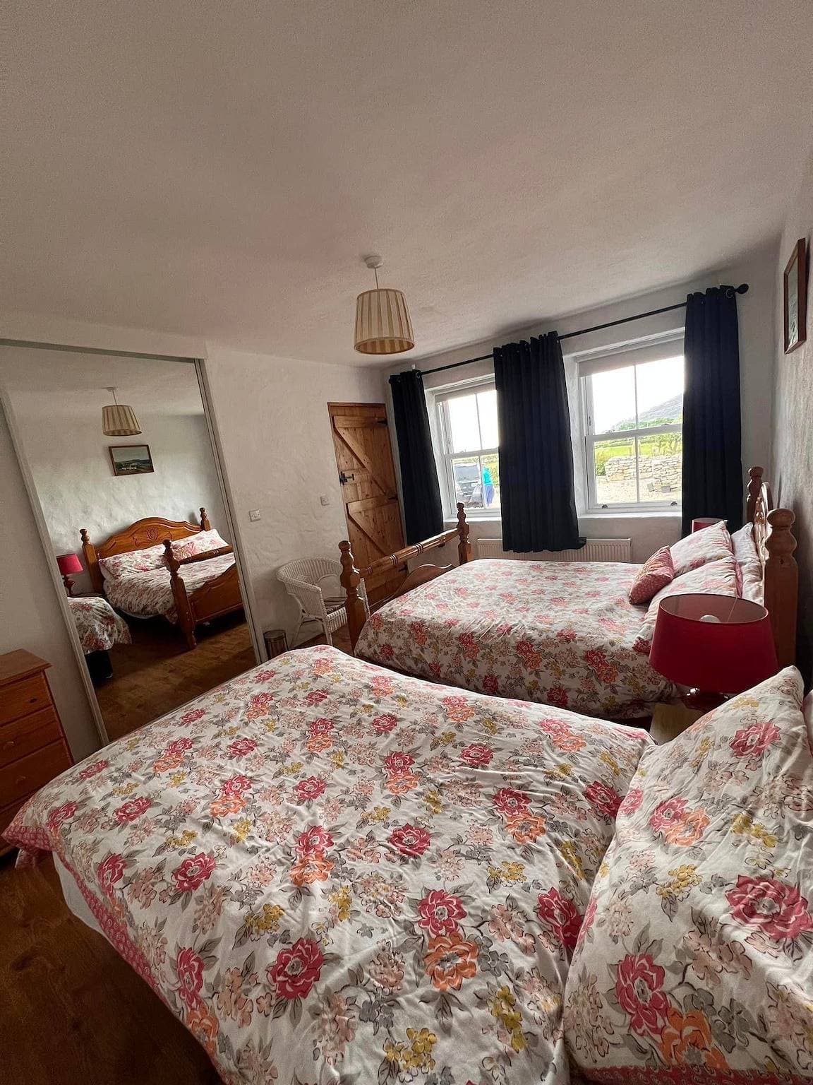 Foto 10 von 10: Rural Donegal cottage  near sandy beaches
