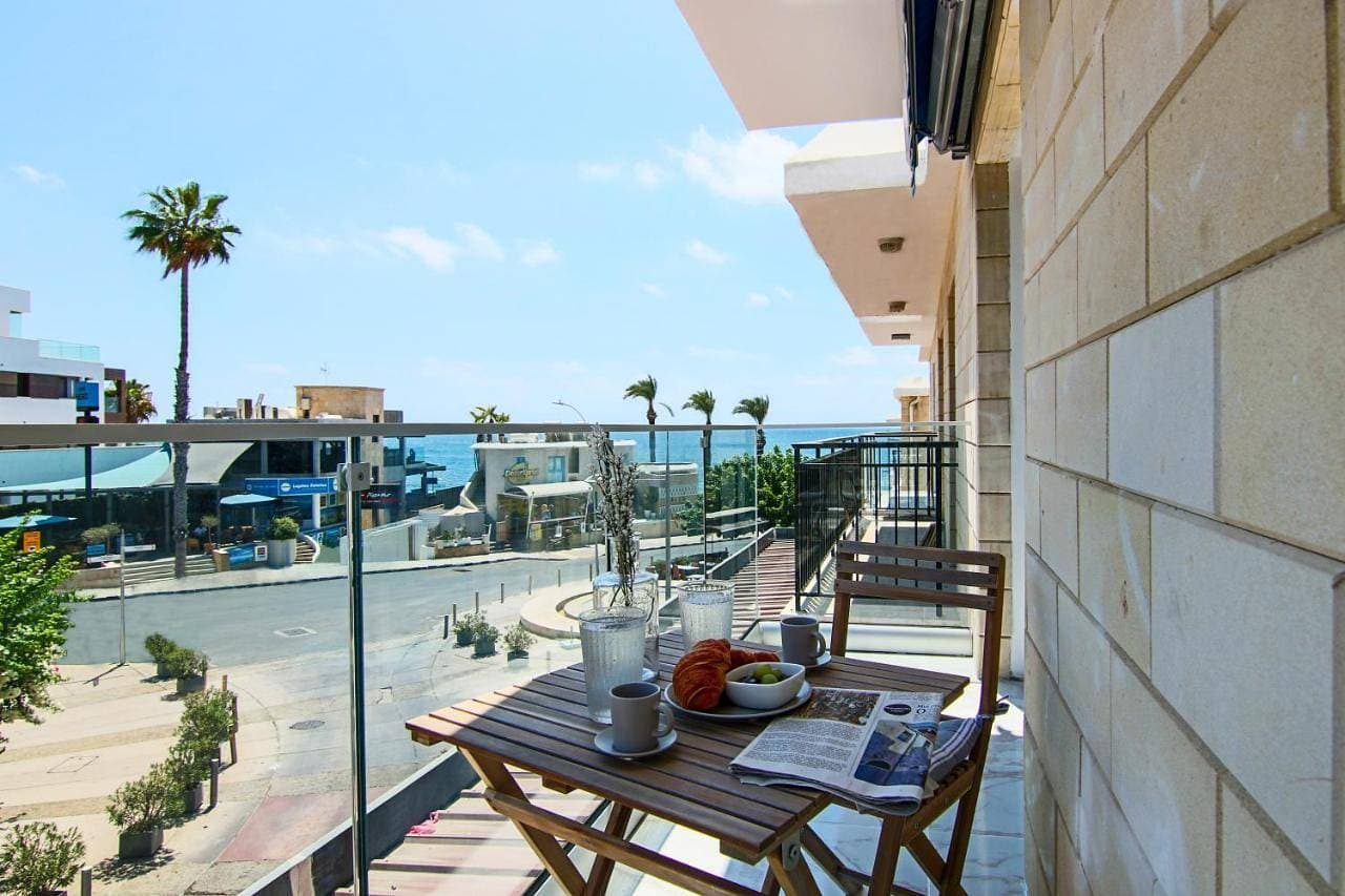 Foto 2 von 5: Apartment with Sea View