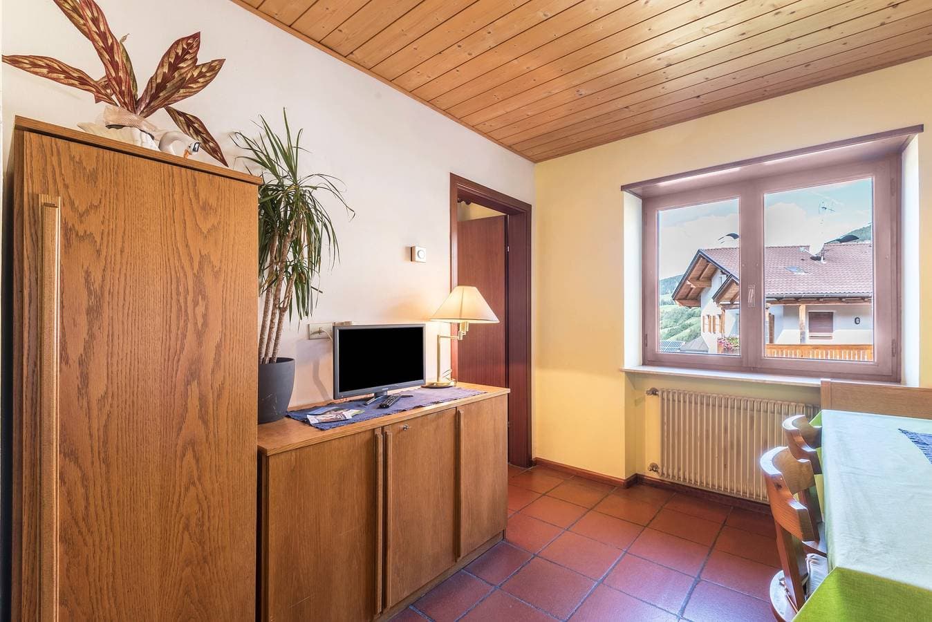 Foto 2 von 24: 'Pension Sonia Apartment 104' mit Bergblick, Garten und WLAN