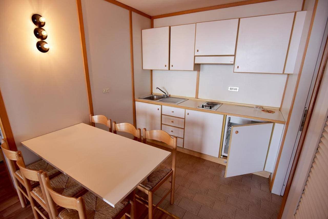 Foto 7 von 13: Three-Bedroom Apartment (6 adults) with parking space included