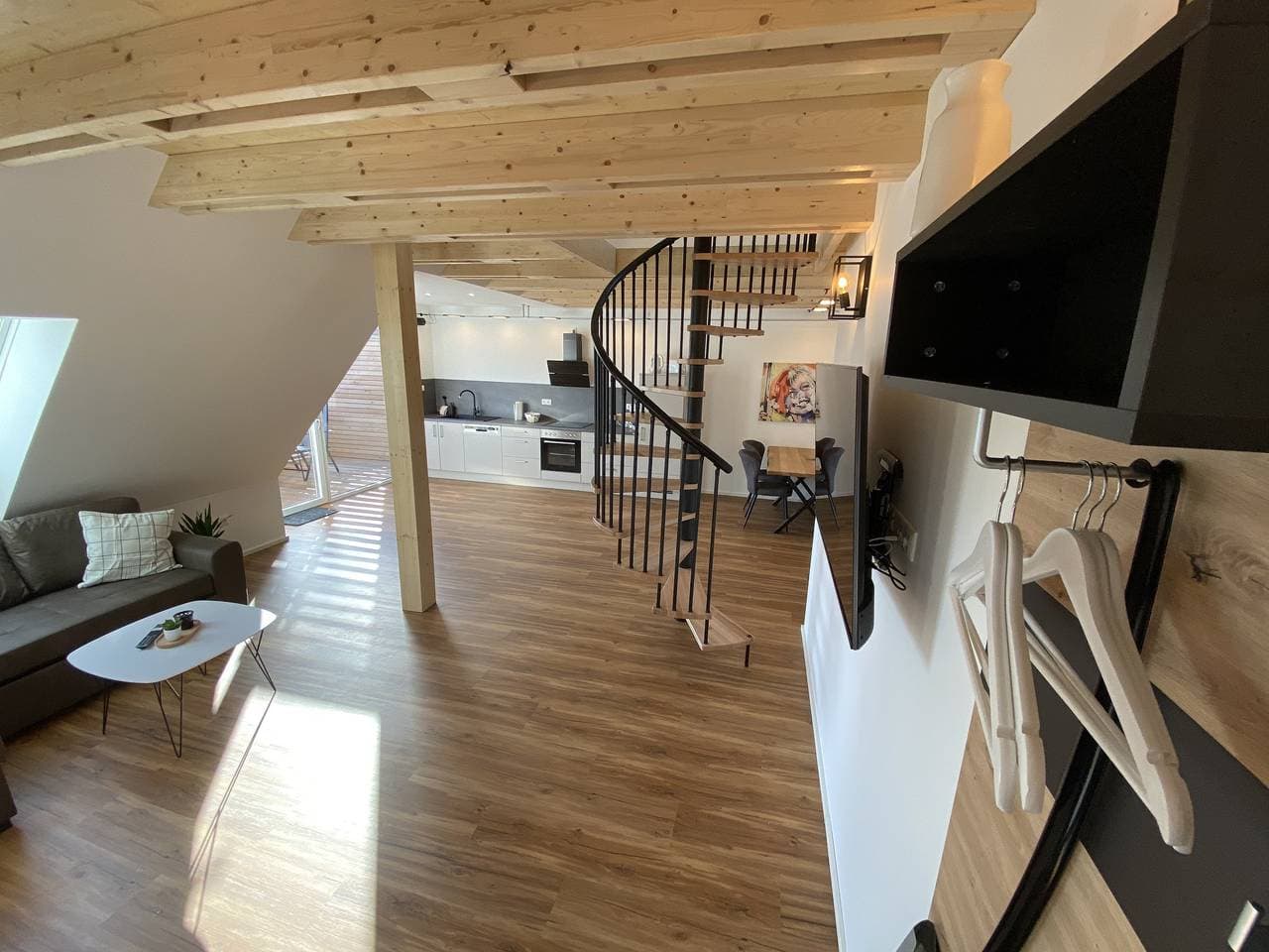 Foto 7 von 14: Ferienwohnung Scheuring 2. Og Nord - Ferienwohnung 2. Og Nord