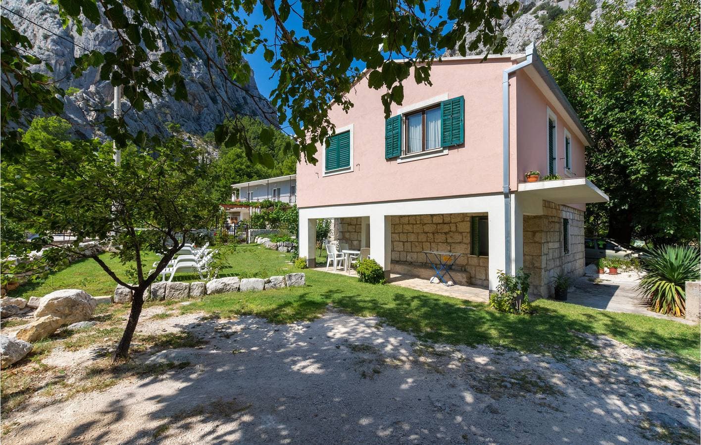 Foto 2 von 25: Gemütliche Wohnung mit Terrasse und WLAN, 1 km vom Strand entfernt!