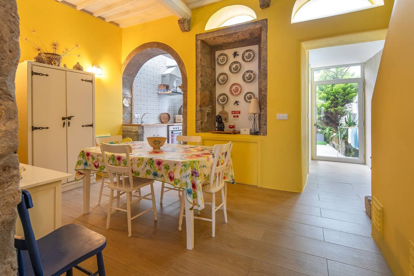 Foto 7 von 21: Ferienhaus 'Casa Império - Azorean House' mit Bergblick, privater Terrasse und WLAN