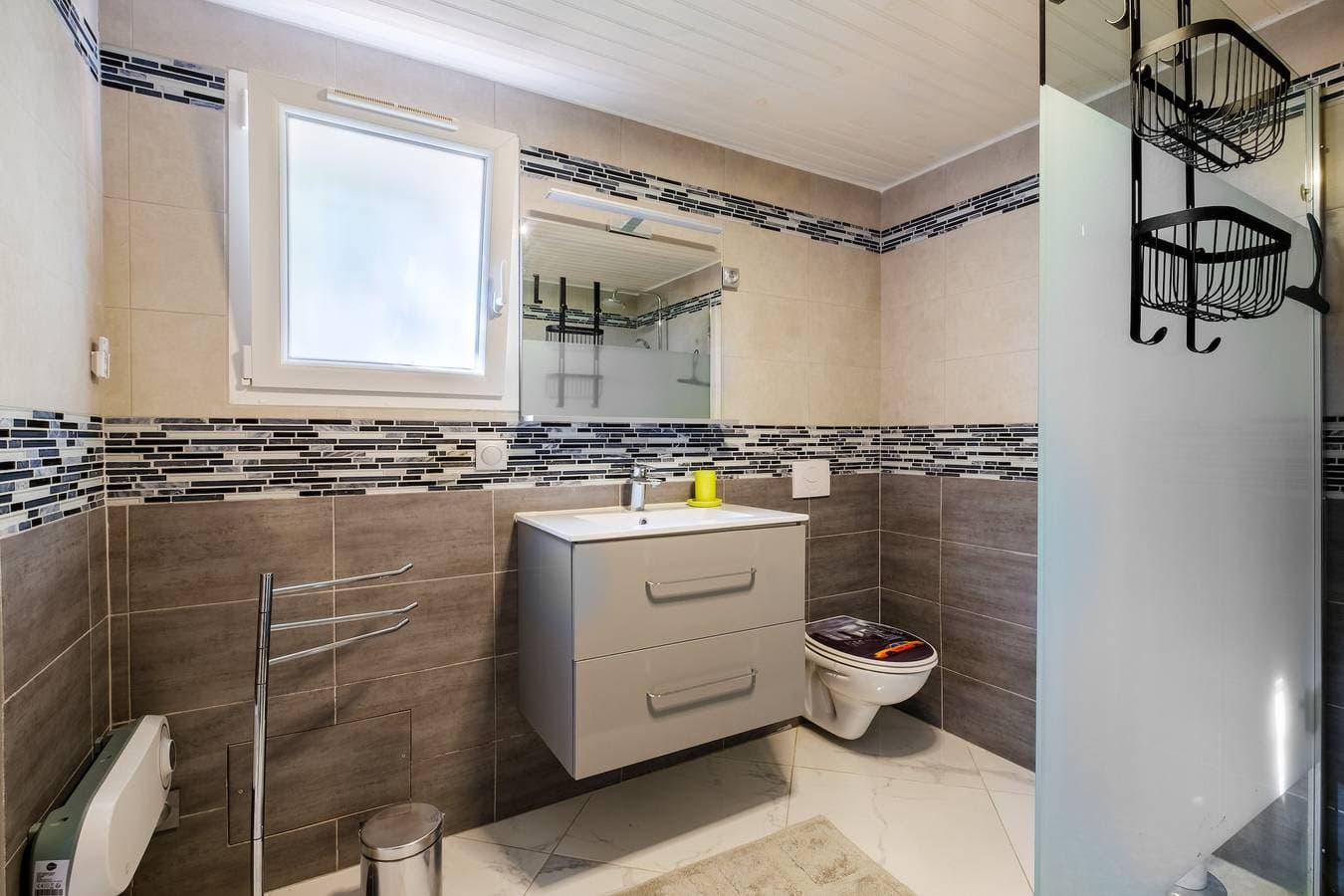 Foto 12 von 25: Ferienwohnung "Lou Paradou" mit Gemeinschaftspool, privater Terrasse und WLAN